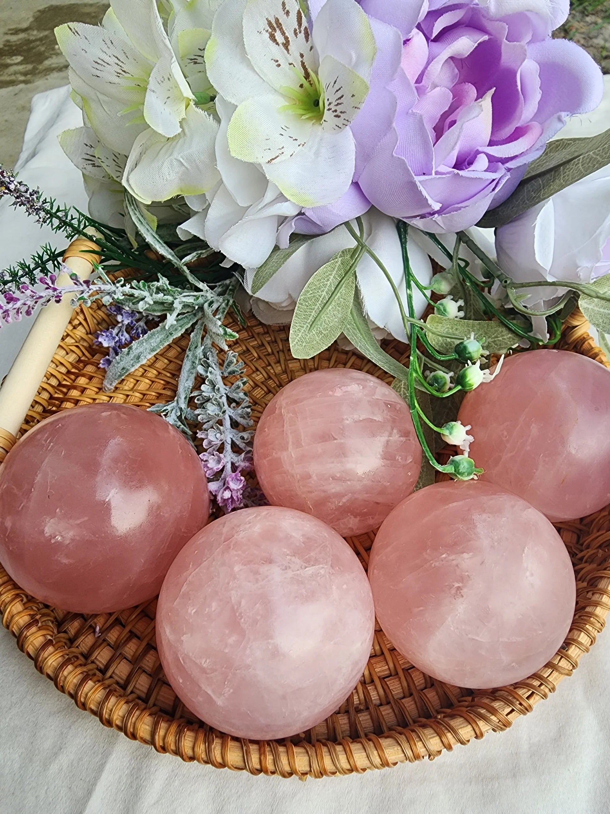 Crystal - Rose Quartz Sphere