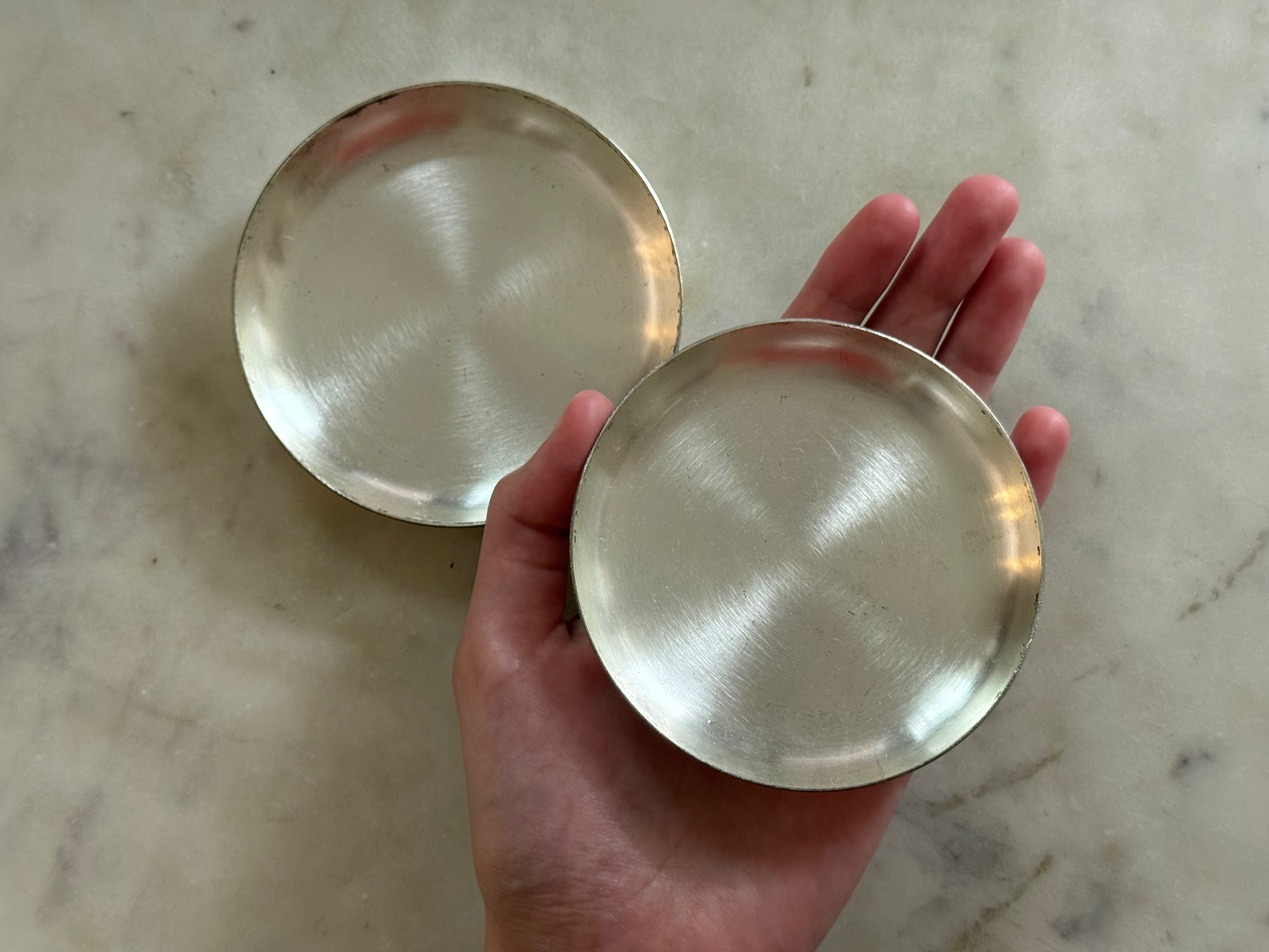 Flat Round Silver Tray