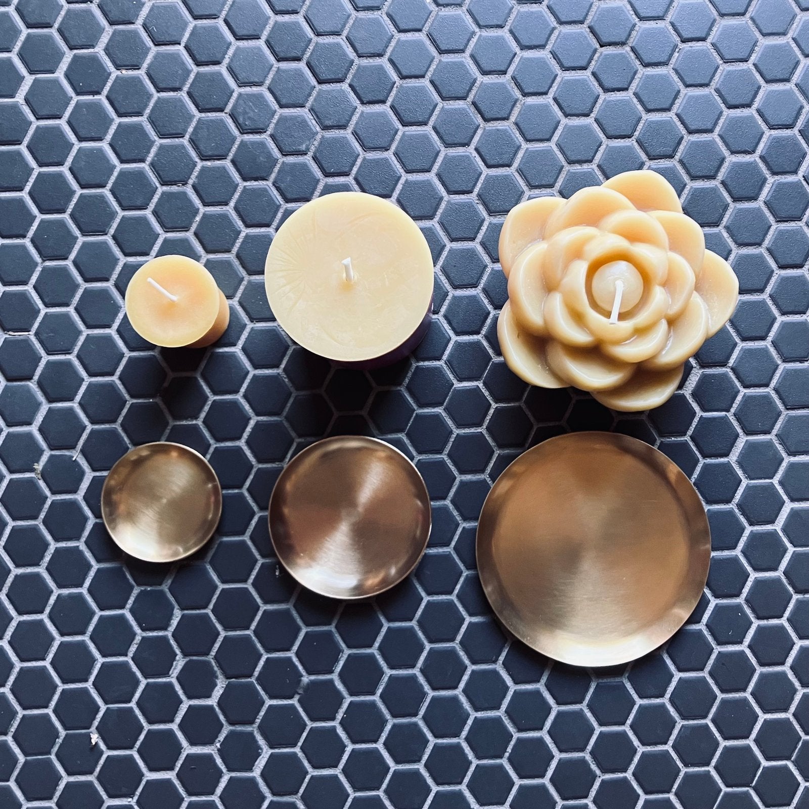 Flat Round Brass Trays