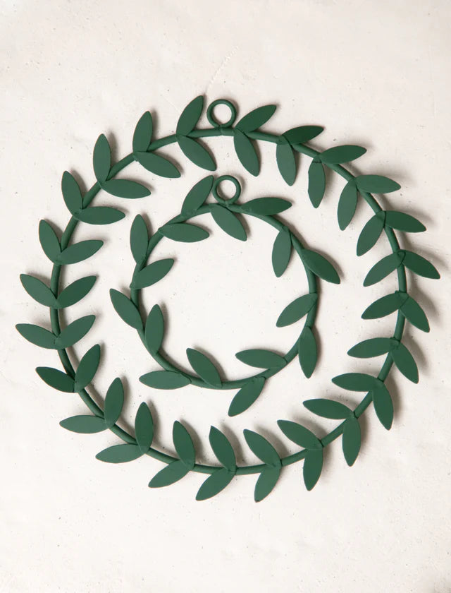 Fog Linen Olive Green Wreath (Assorted)