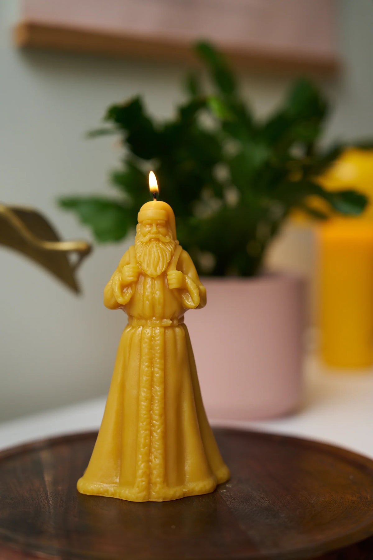 Old Saint Nick Beeswax Candle